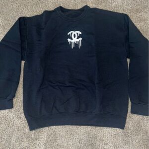 Black Drip Logo Women’s Crewneck